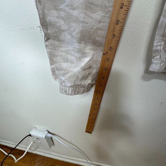 Athleta Cream & Tan Camo Cabo Print Tied Linen Jogger Pant Zip Front Pockets 4 - Picture 14 of 15